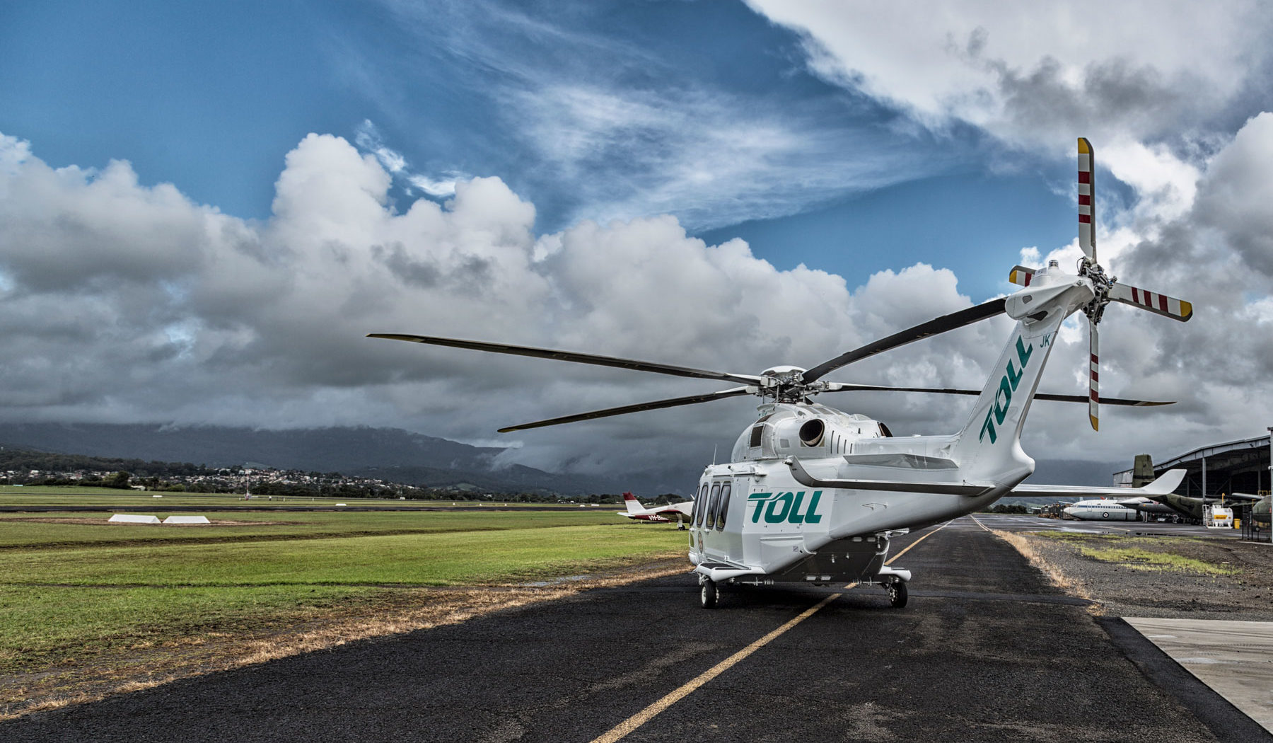 Toll Ambulance Rescue AW139 at Wollongong Airport